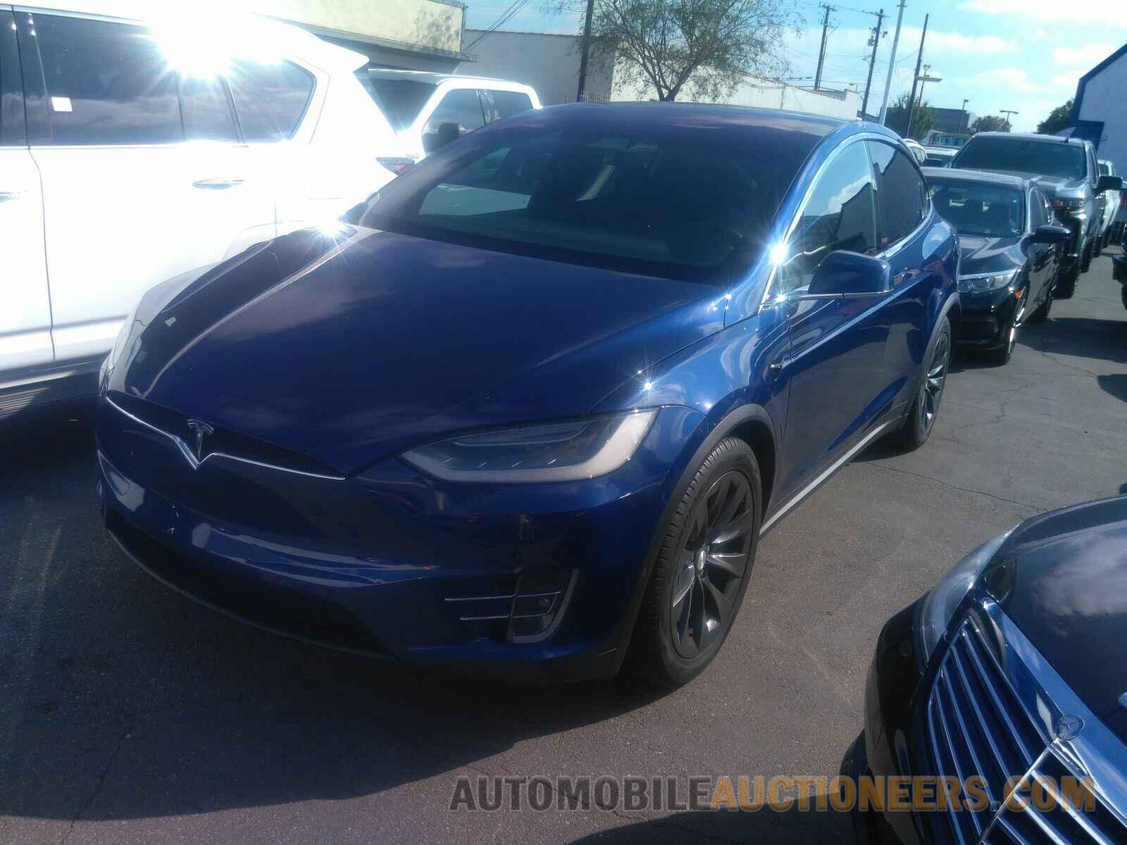 5YJXCDE29JF114119 Tesla Model X 2018