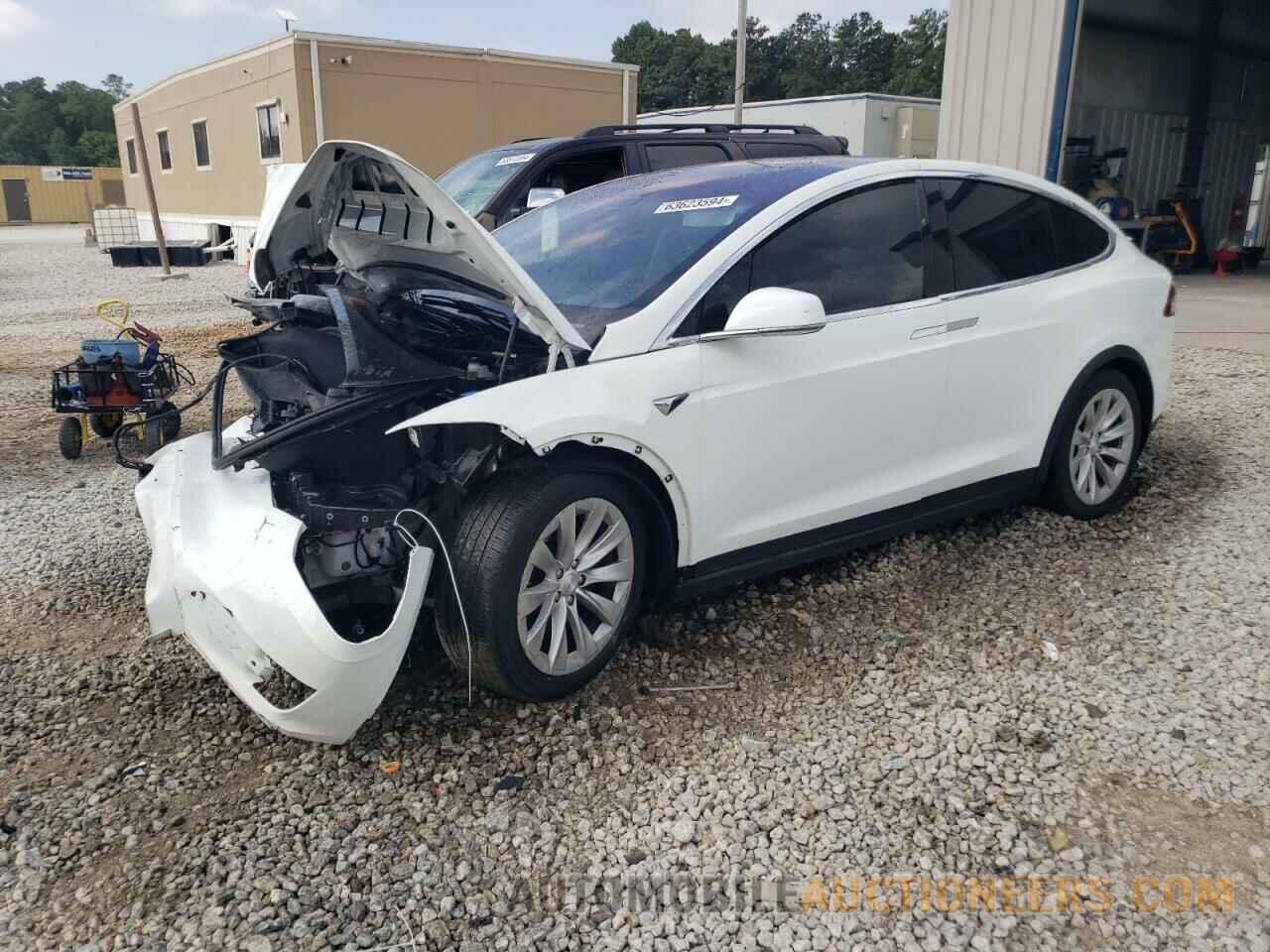 5YJXCDE2XGF026236 TESLA MODEL X 2016