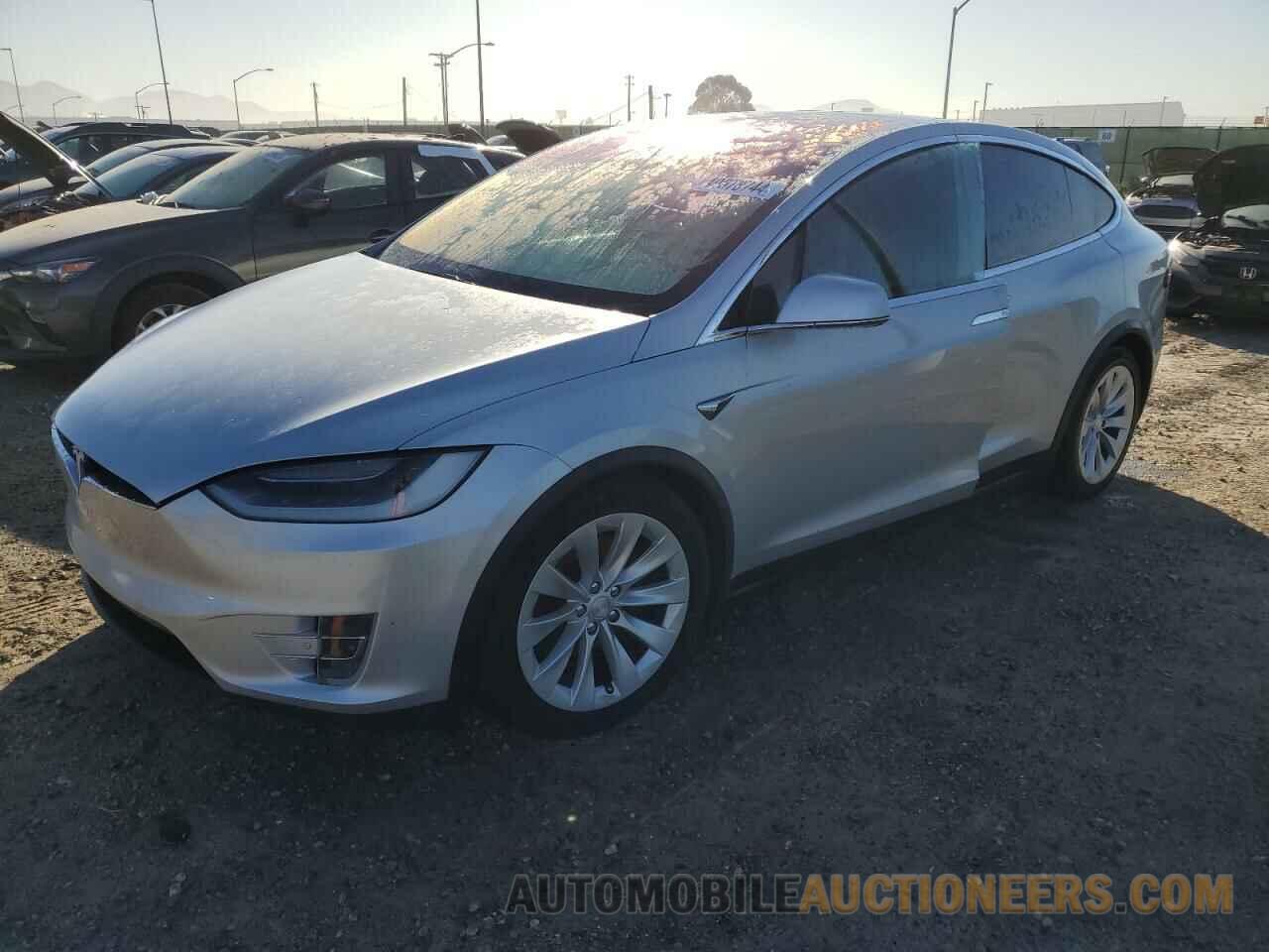 5YJXCDE2XHF050358 TESLA MODEL X 2017