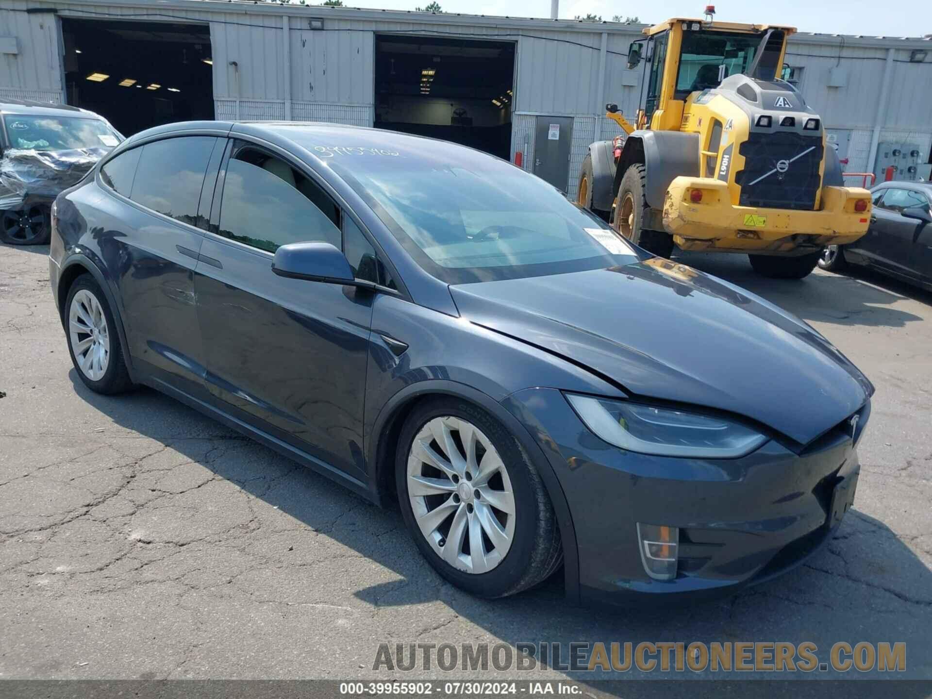 5YJXCDE2XHF054149 TESLA MODEL X 2017