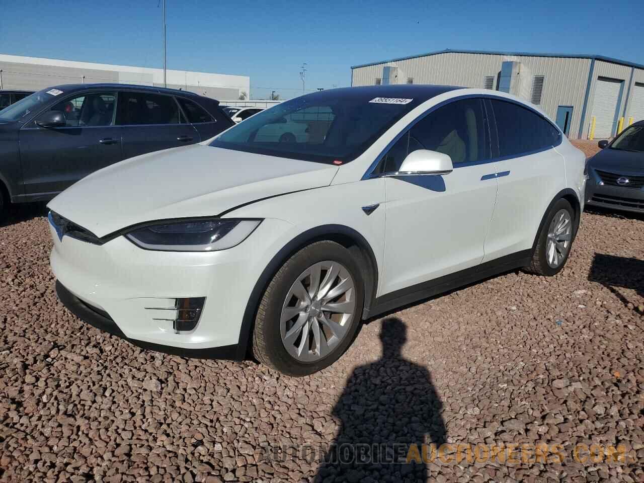 5YJXCDE2XHF075552 TESLA MODEL X 2017