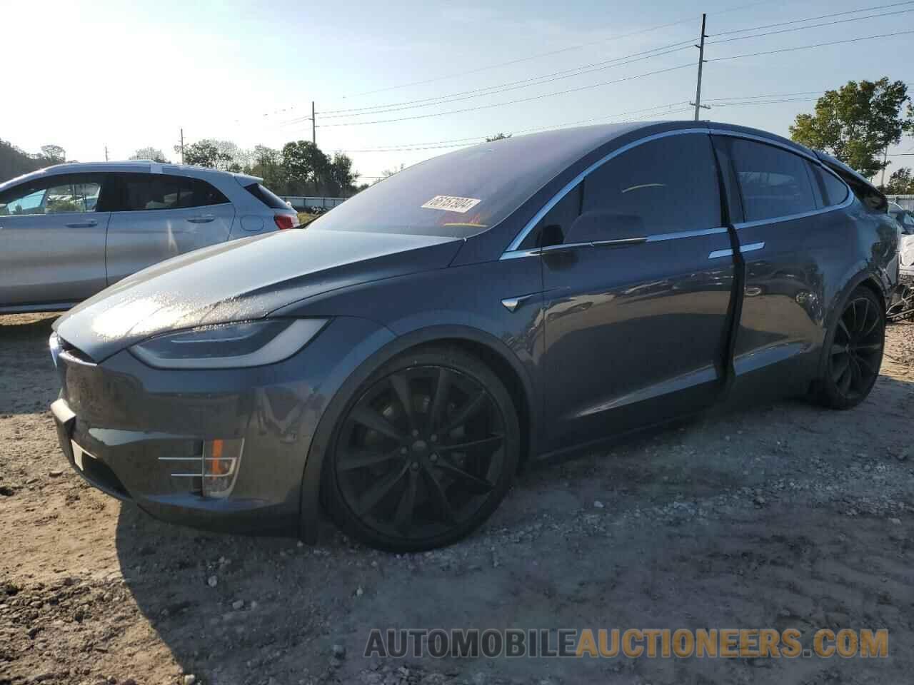 5YJXCDE2XJF111696 TESLA MODEL X 2018