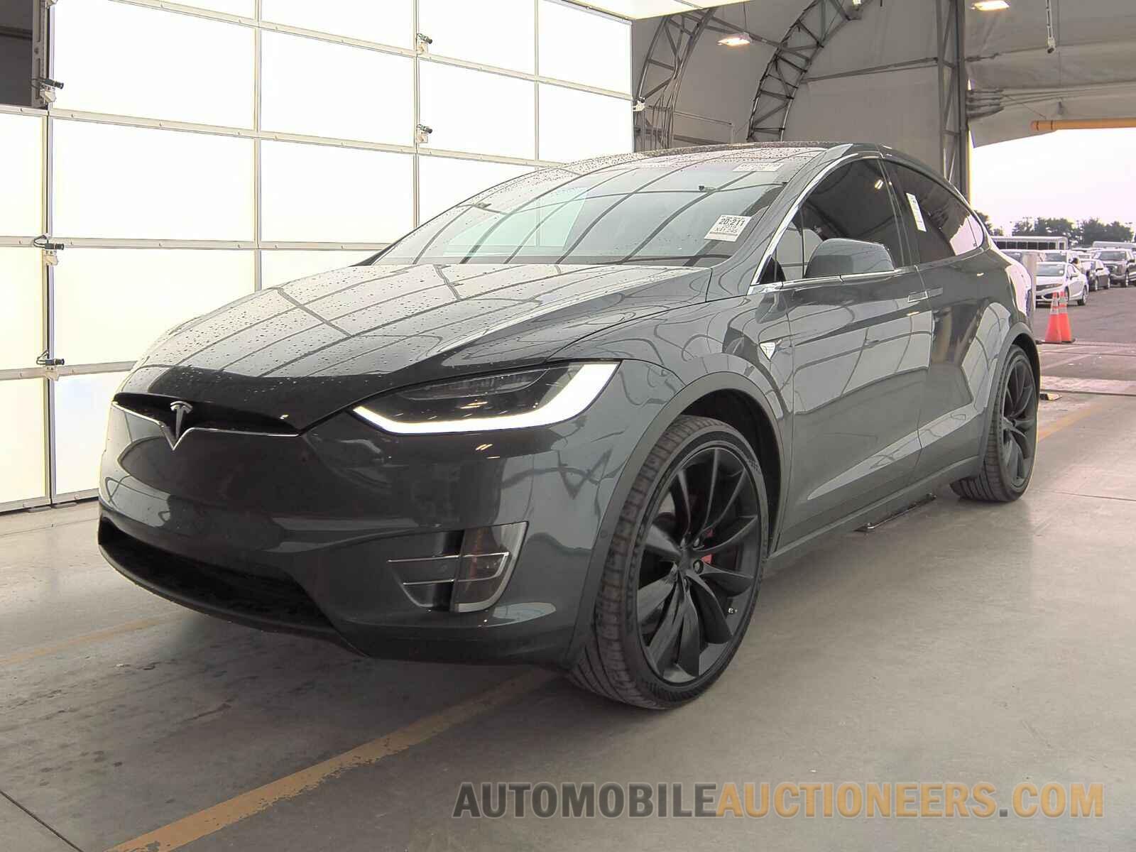 5YJXCDE2XKF189588 Tesla Model X 2019