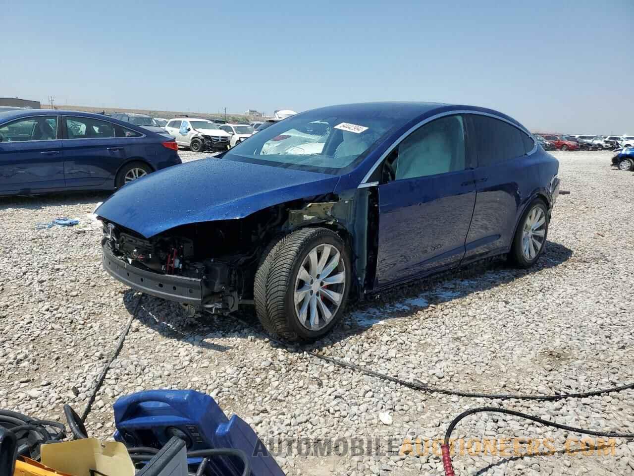 5YJXCDE40LF231429 TESLA MODEL X 2020