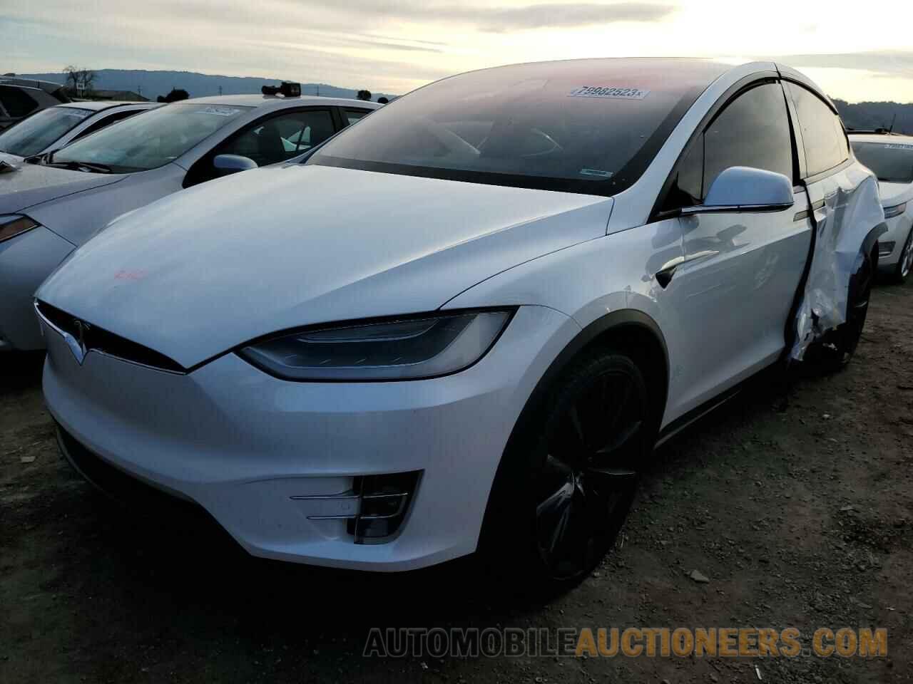 5YJXCDE42GF026345 TESLA MODEL X 2016