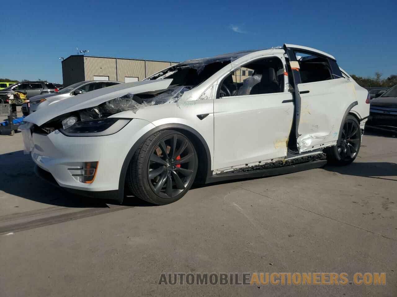 5YJXCDE42JF138103 TESLA MODEL X 2018