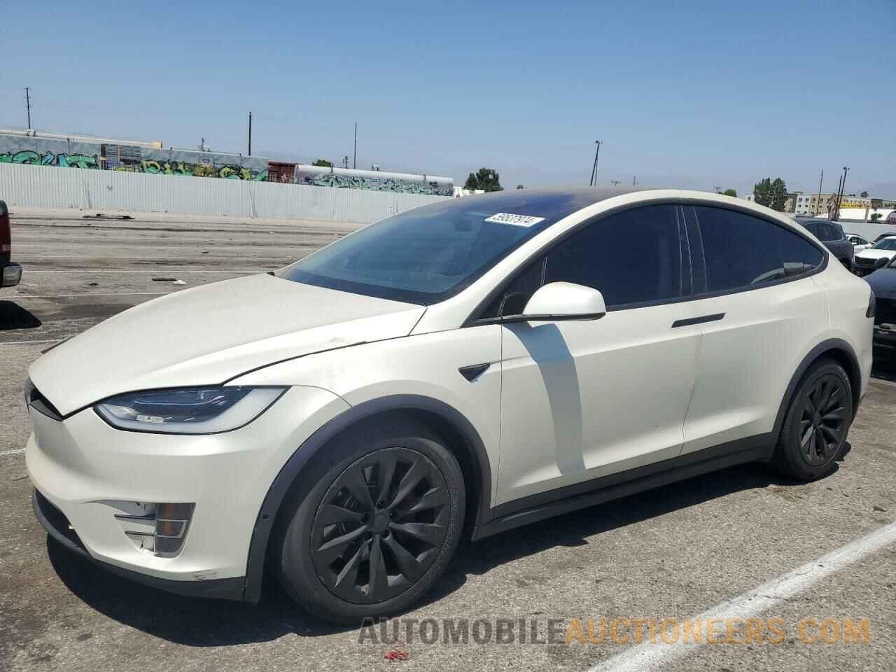 5YJXCDE45GF026484 TESLA MODEL X 2016