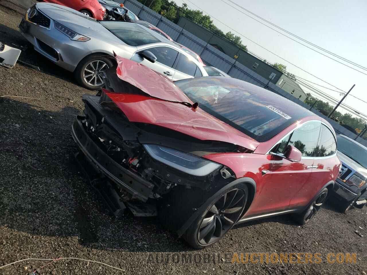 5YJXCDE46JF086183 TESLA MODEL X 2018