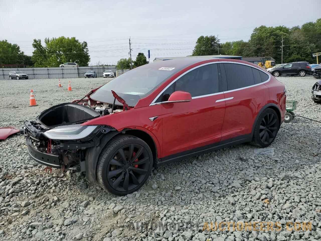 5YJXCDE46LF262586 TESLA MODEL X 2020