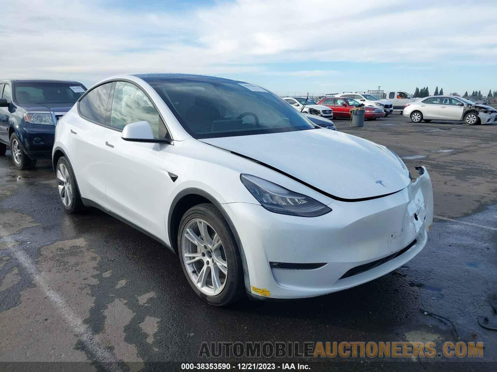 5YJYGAEE0MF148679 TESLA MODEL Y 2021