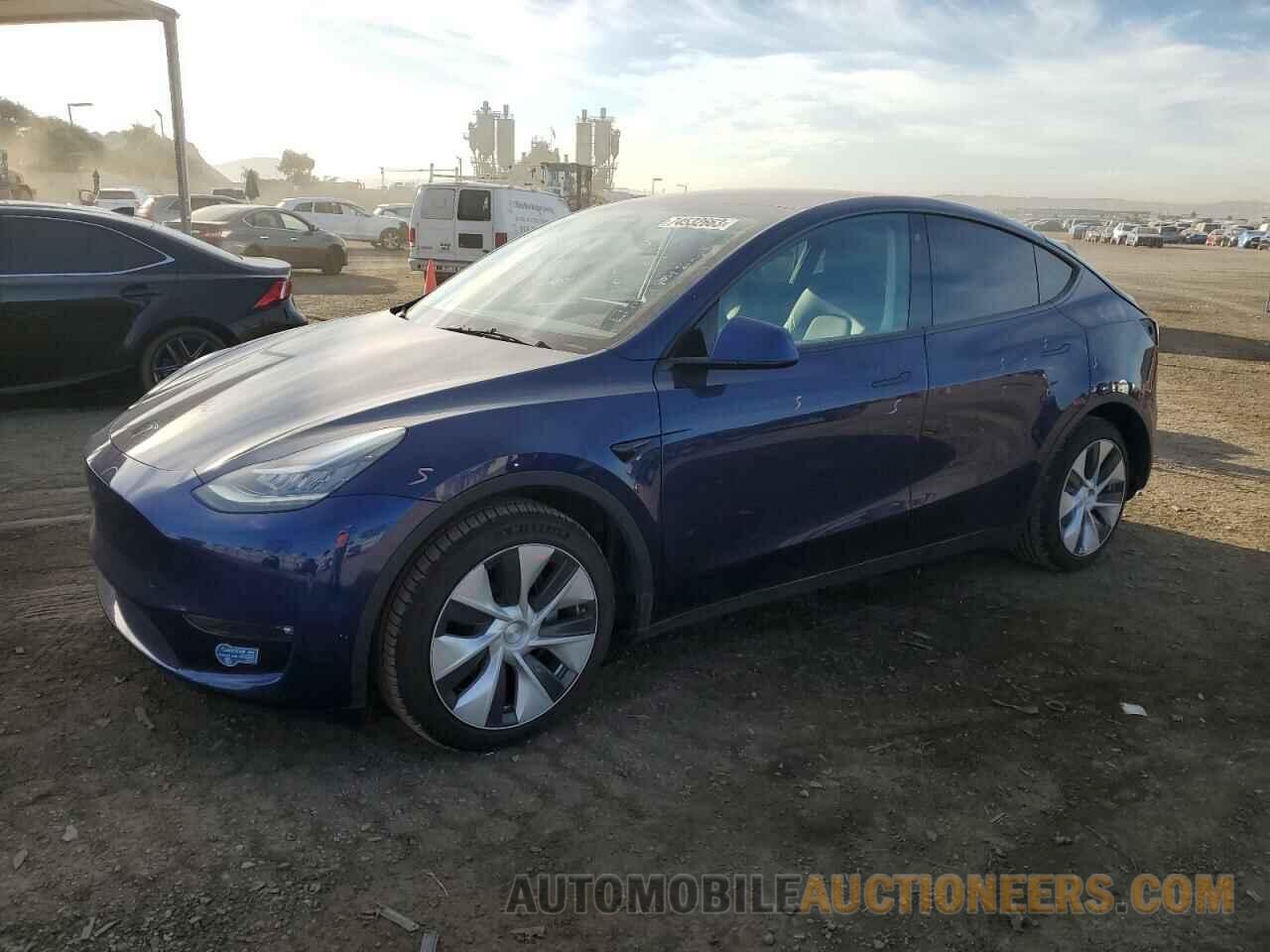 5YJYGAEE0MF189121 TESLA MODEL Y 2021