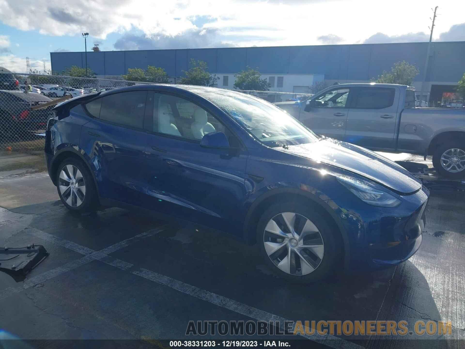 5YJYGAEE0MF222599 TESLA MODEL Y 2021