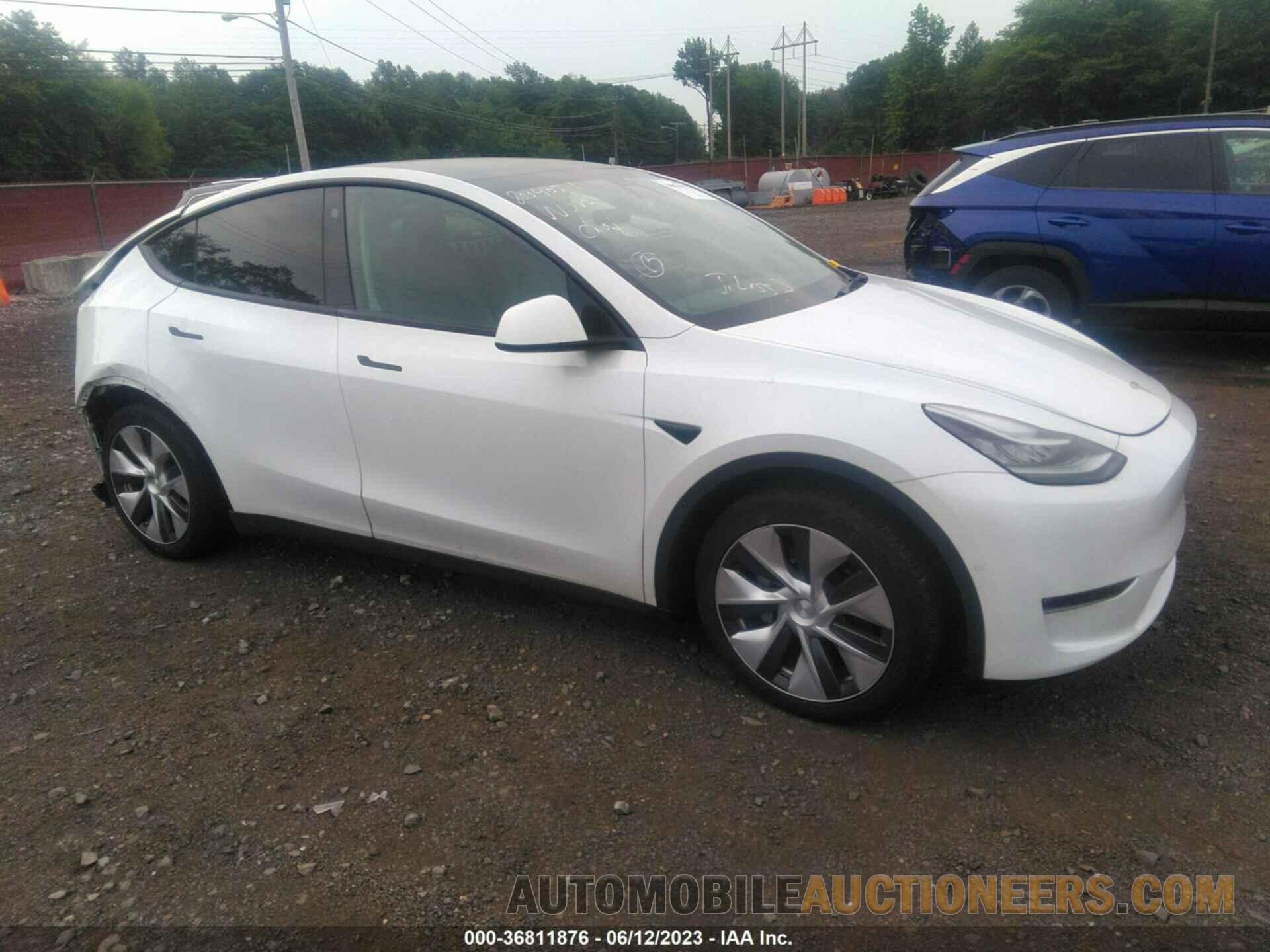 5YJYGAEE0MF225339 TESLA MODEL Y 2021