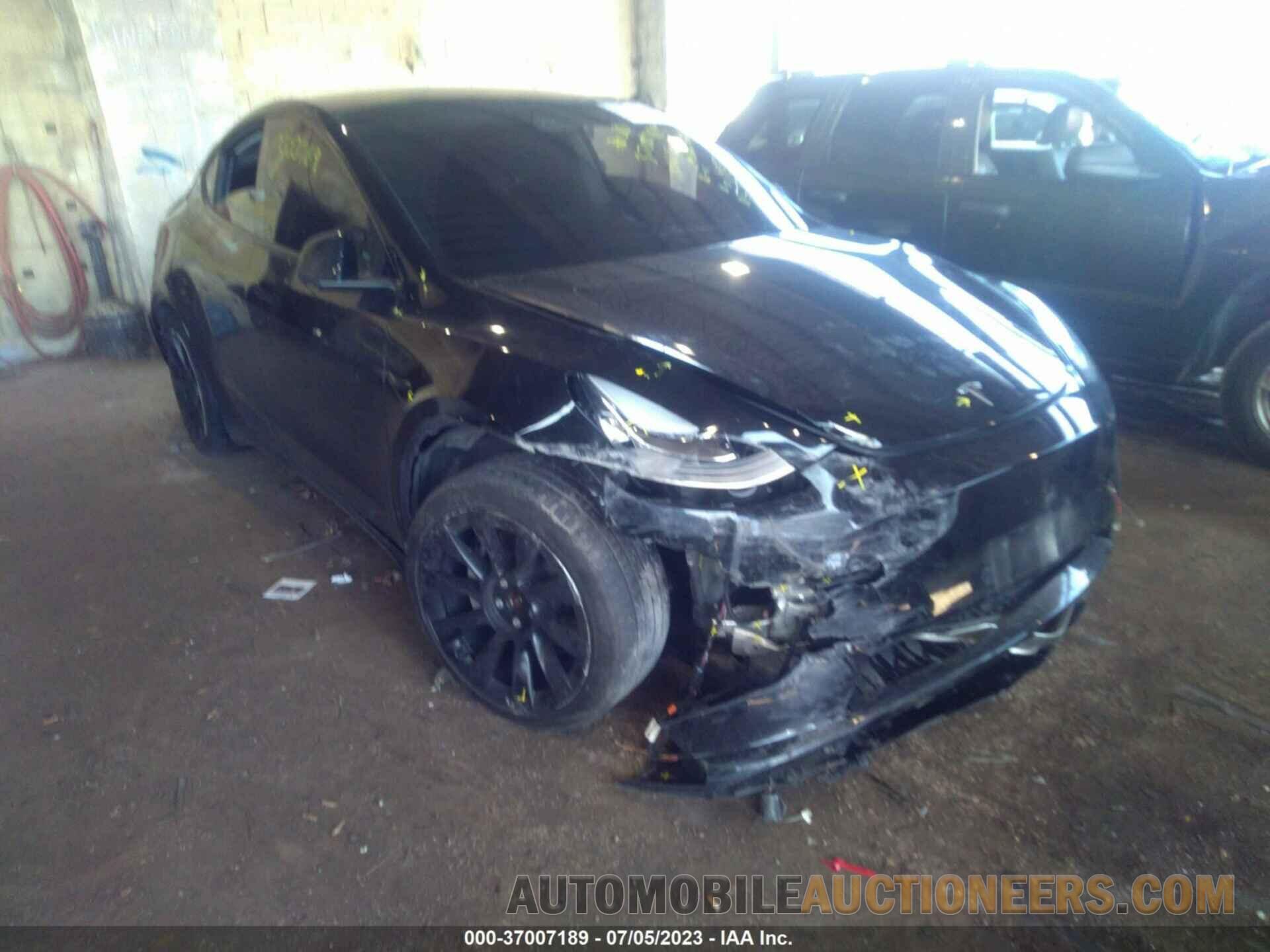 5YJYGAEE1MF112127 TESLA MODEL Y 2021