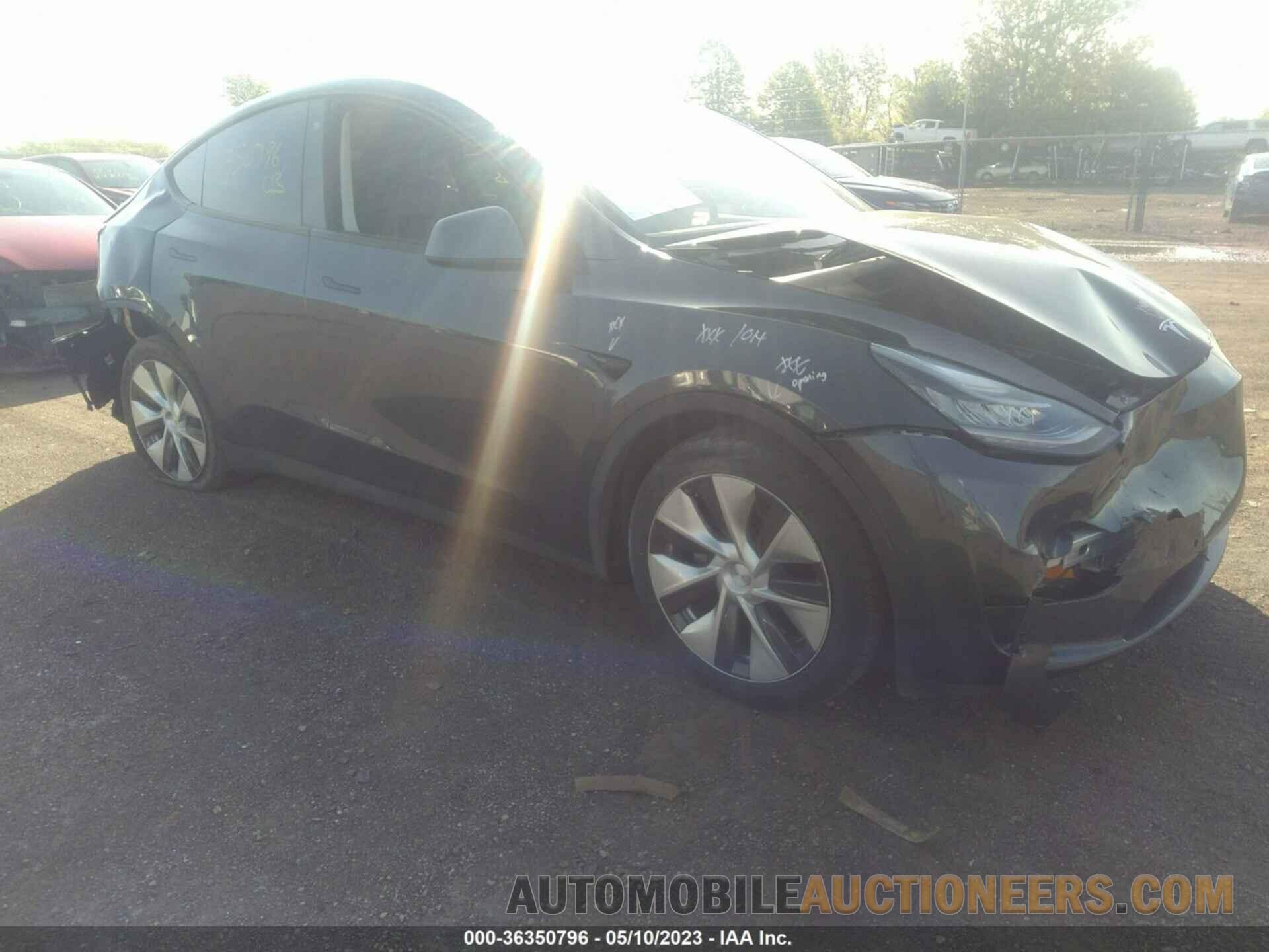 5YJYGAEE1MF211482 TESLA MODEL Y 2021