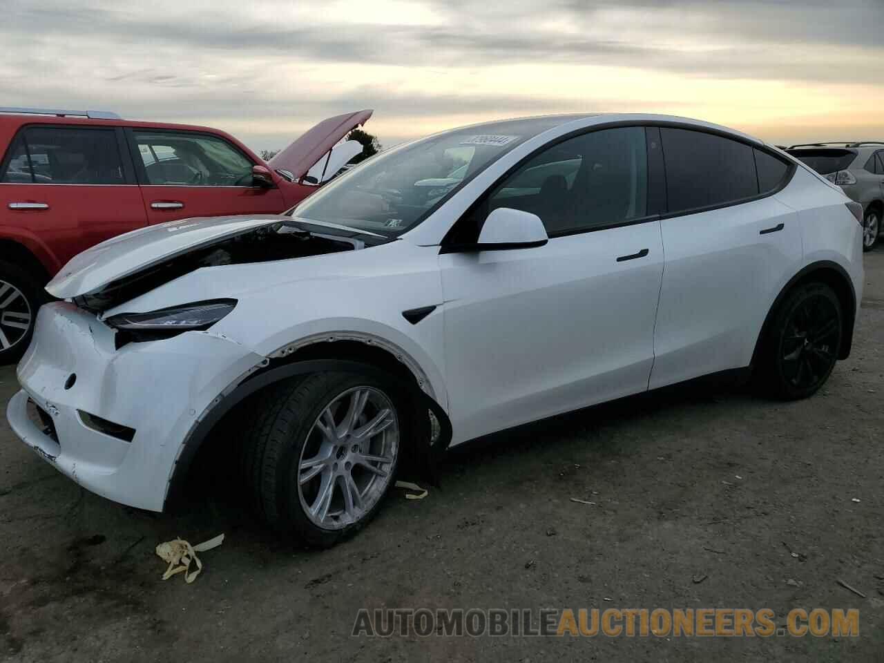 5YJYGAEE2MF227822 TESLA MODEL Y 2021