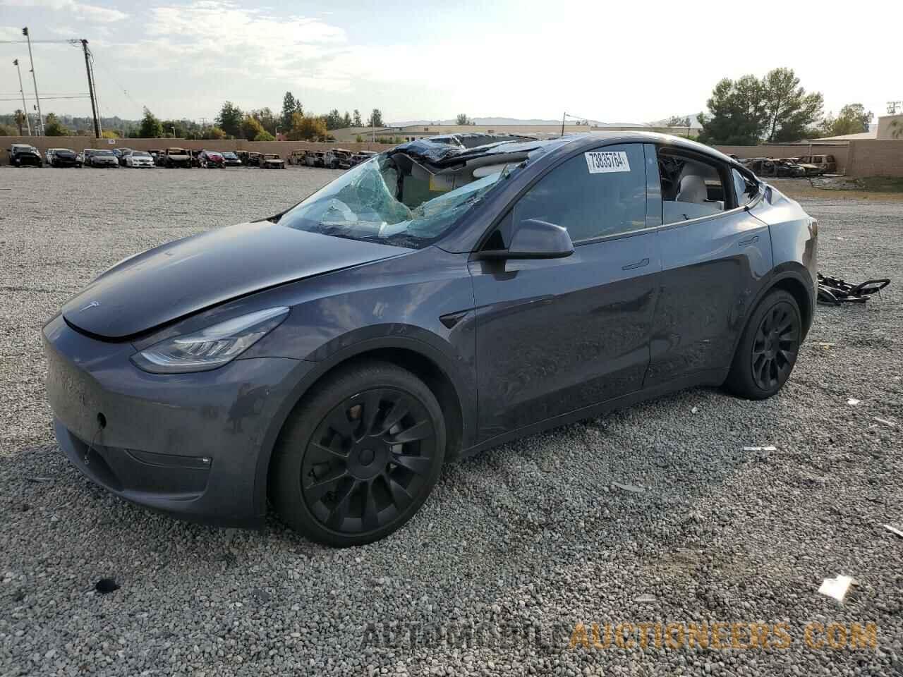 5YJYGAEE2MF252025 TESLA MODEL Y 2021