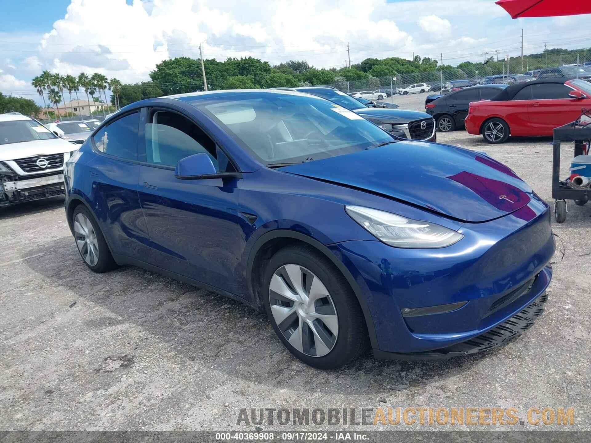 5YJYGAEE2MF262747 TESLA MODEL Y 2021