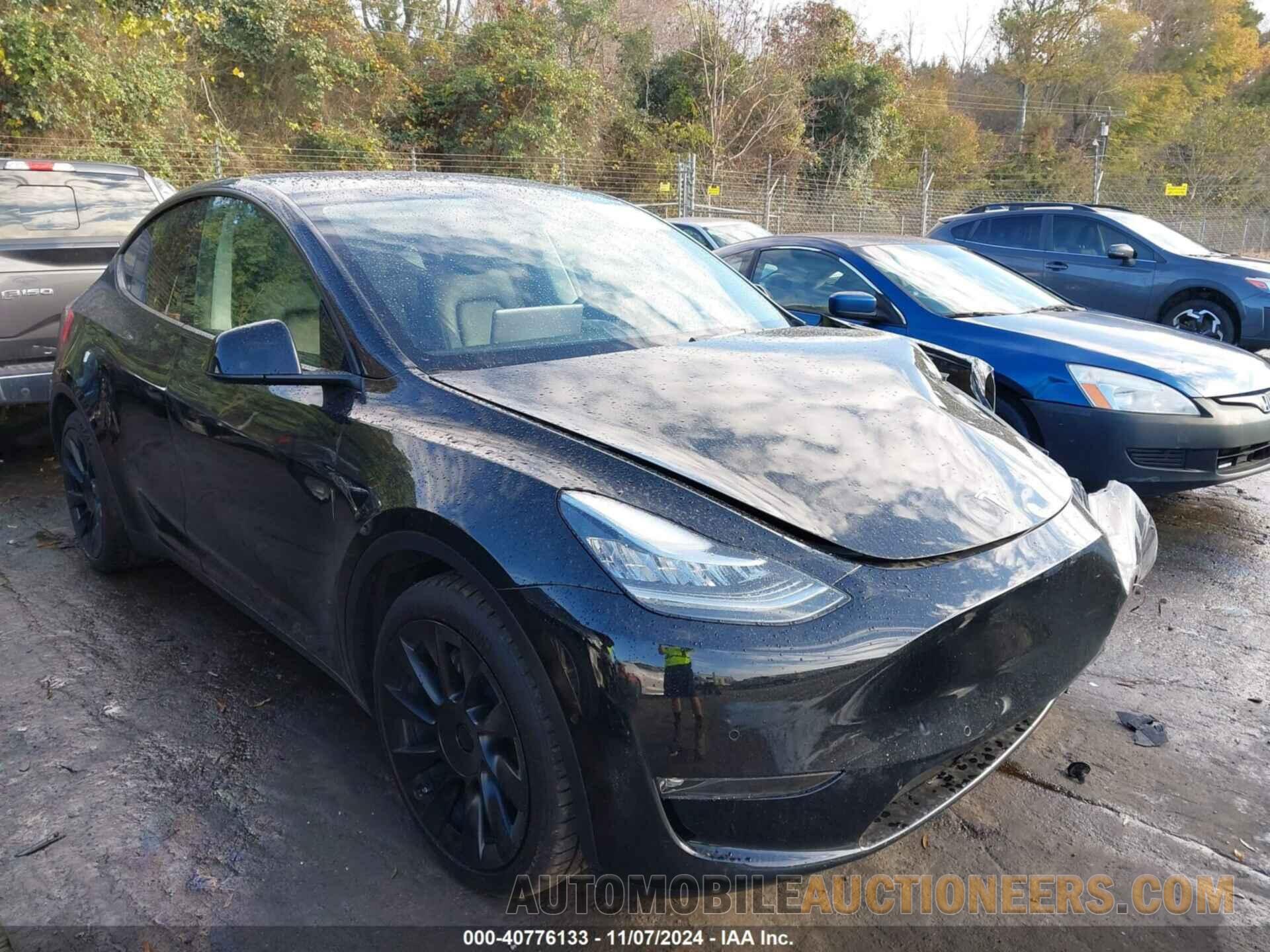 5YJYGAEE2MF273201 TESLA MODEL Y 2021