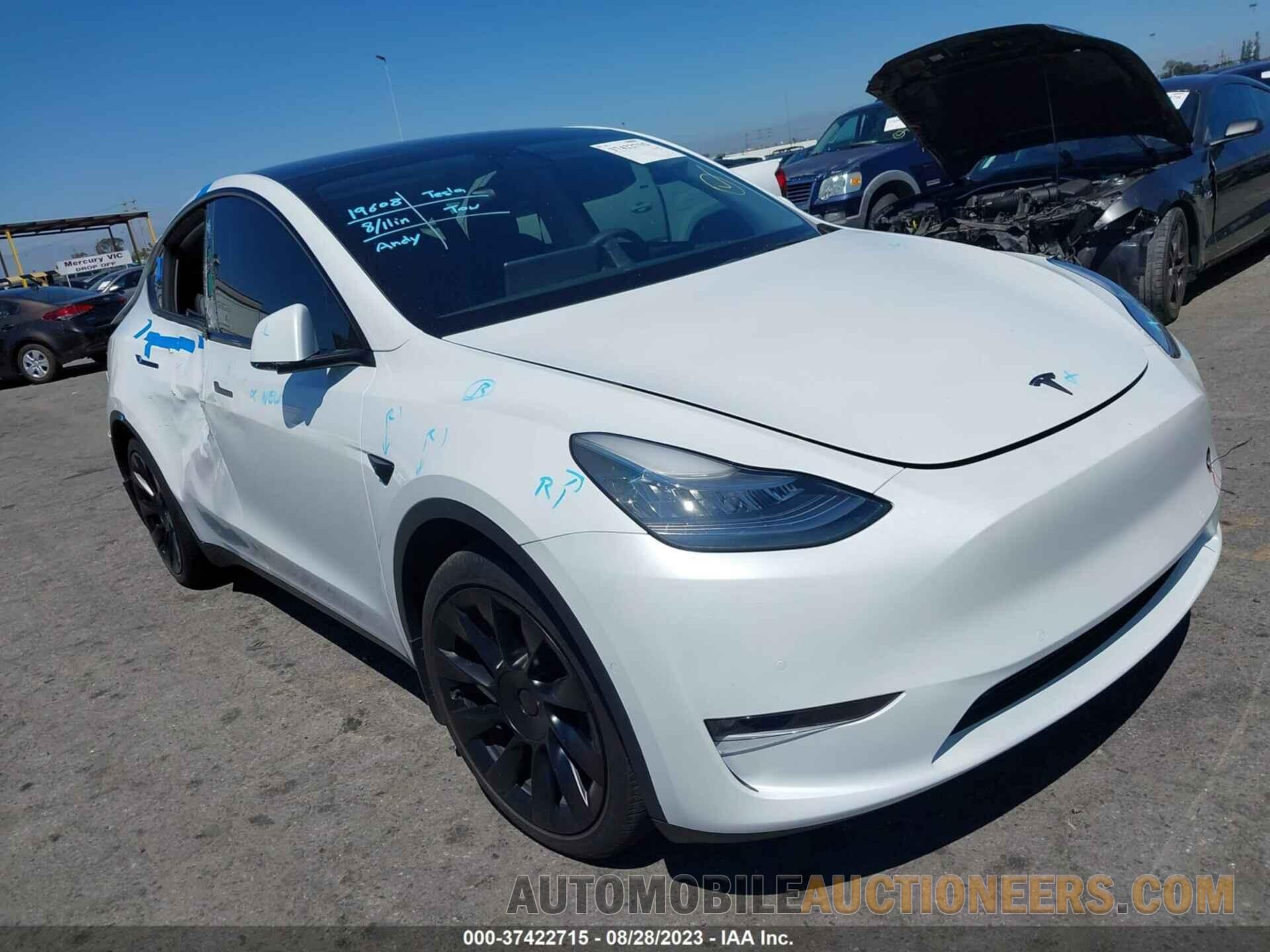 5YJYGAEE3MF155271 TESLA MODEL Y 2021