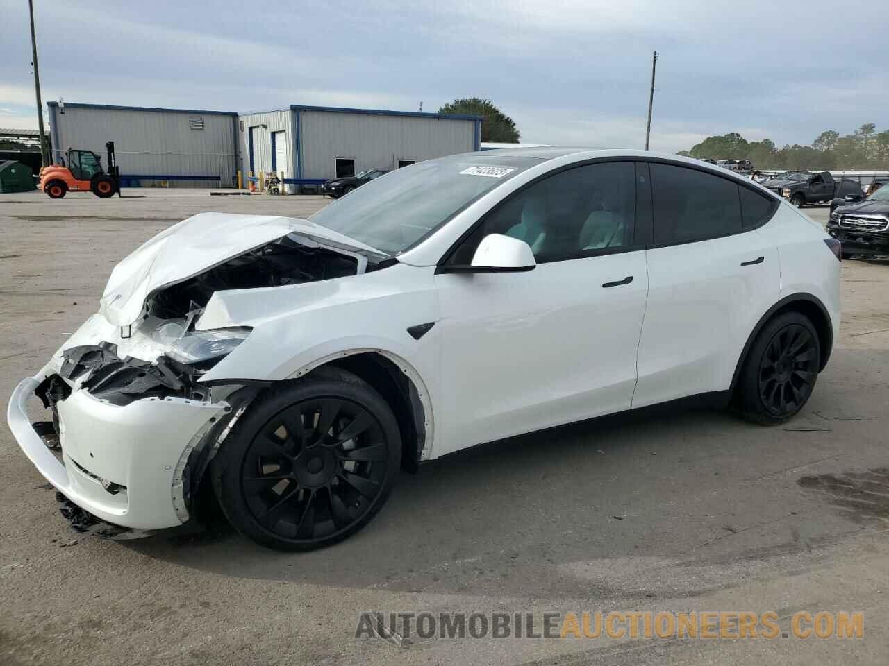 5YJYGAEE3MF179215 TESLA MODEL Y 2021