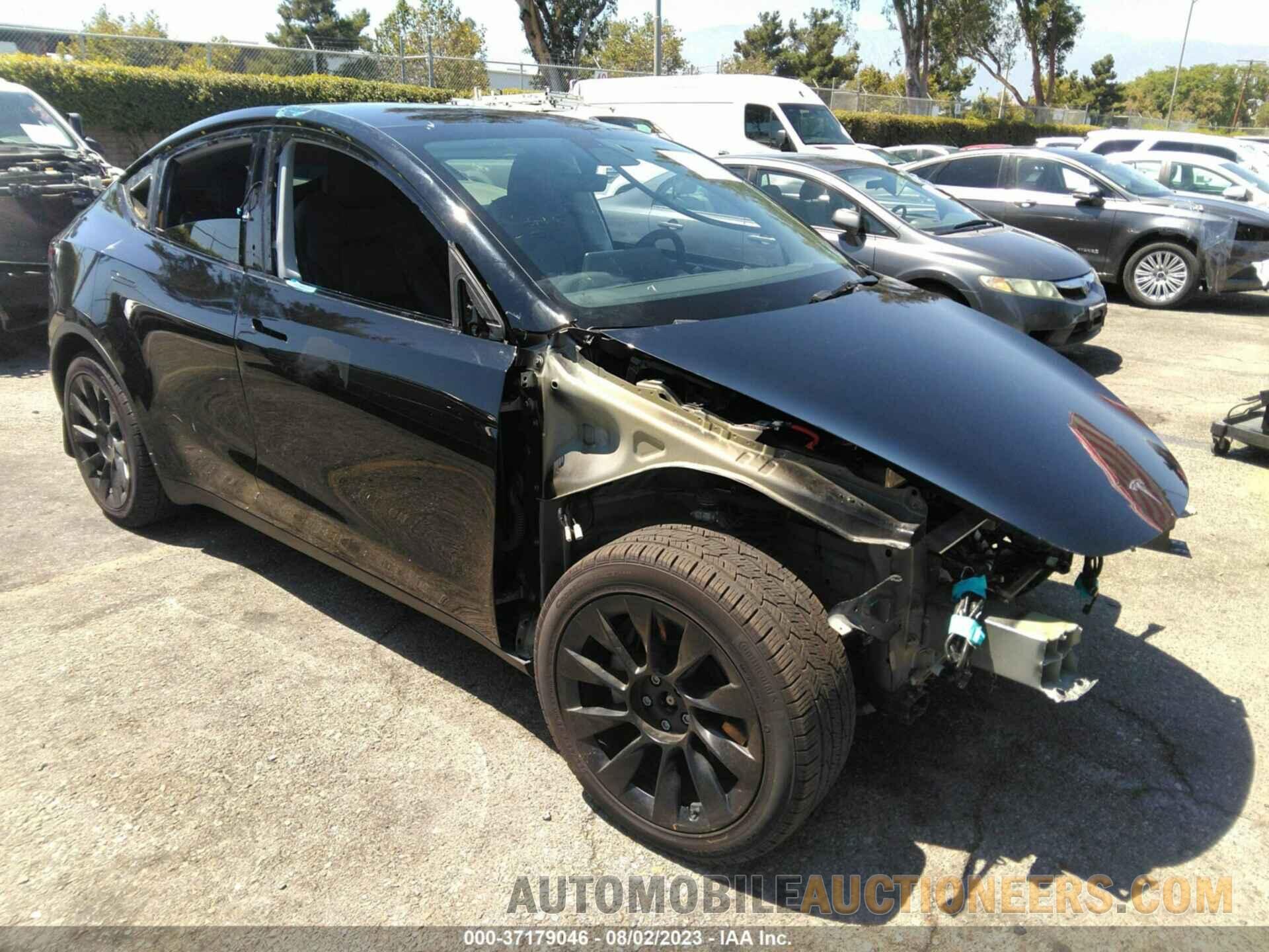 5YJYGAEE3MF295532 TESLA MODEL Y 2021