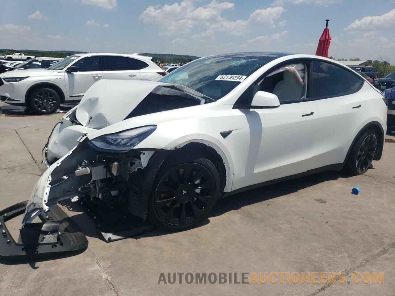 5YJYGAEE4MF115779 TESLA MODEL Y 2021