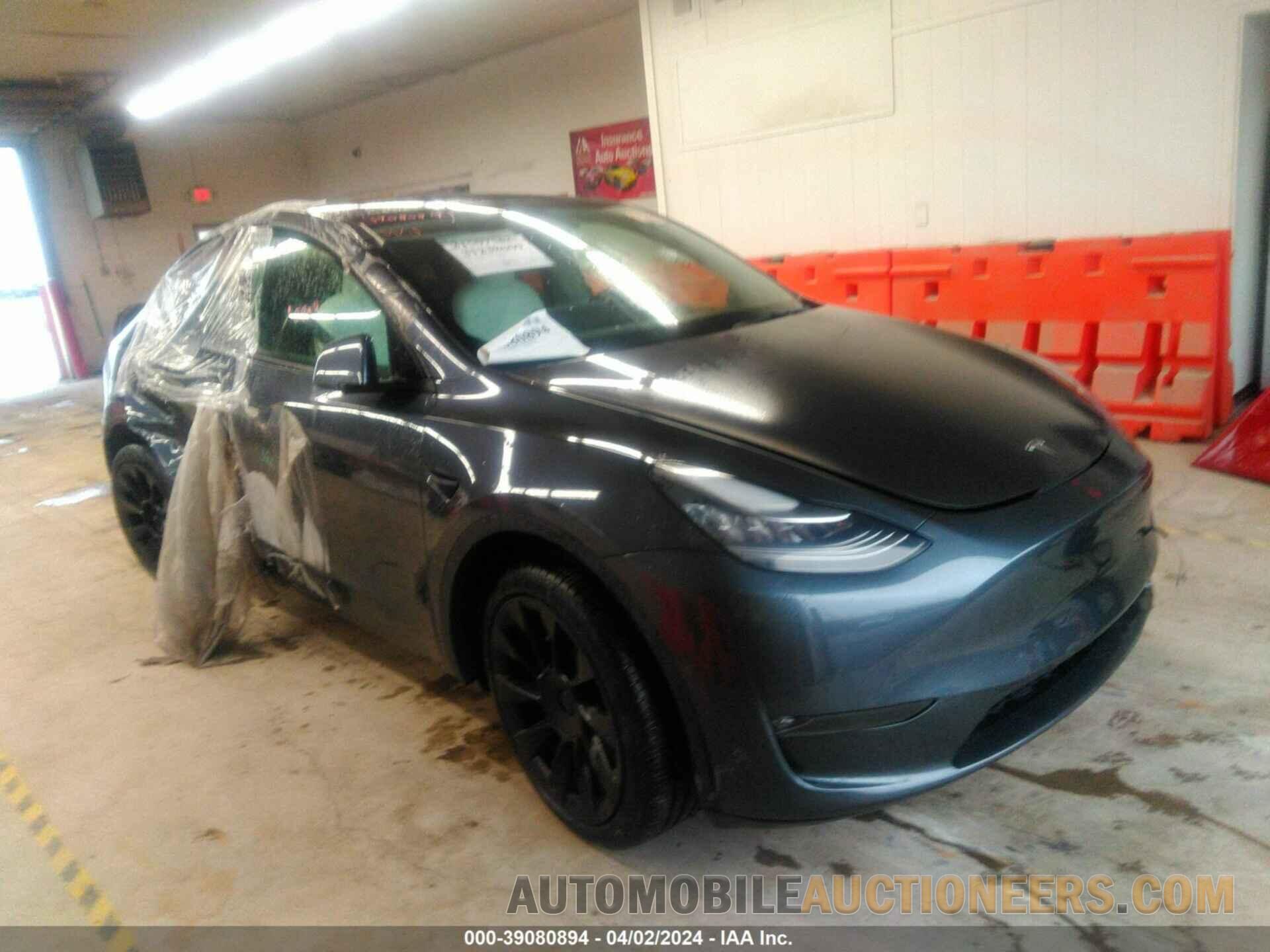 5YJYGAEE4MF144117 TESLA MODEL Y 2021