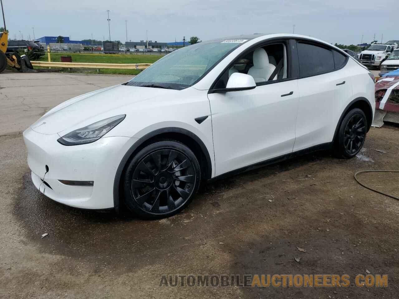 5YJYGAEE4MF144389 TESLA MODEL Y 2021