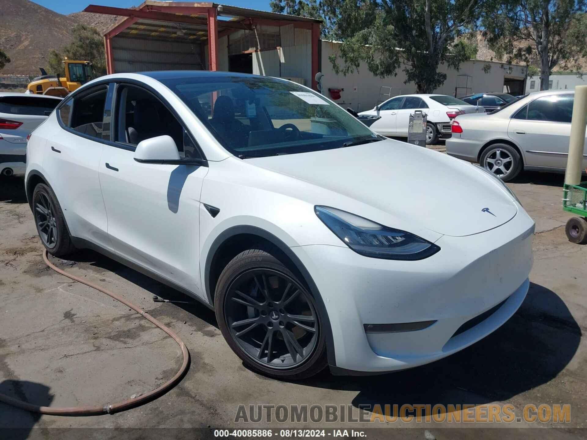 5YJYGAEE4MF191809 TESLA MODEL Y 2021