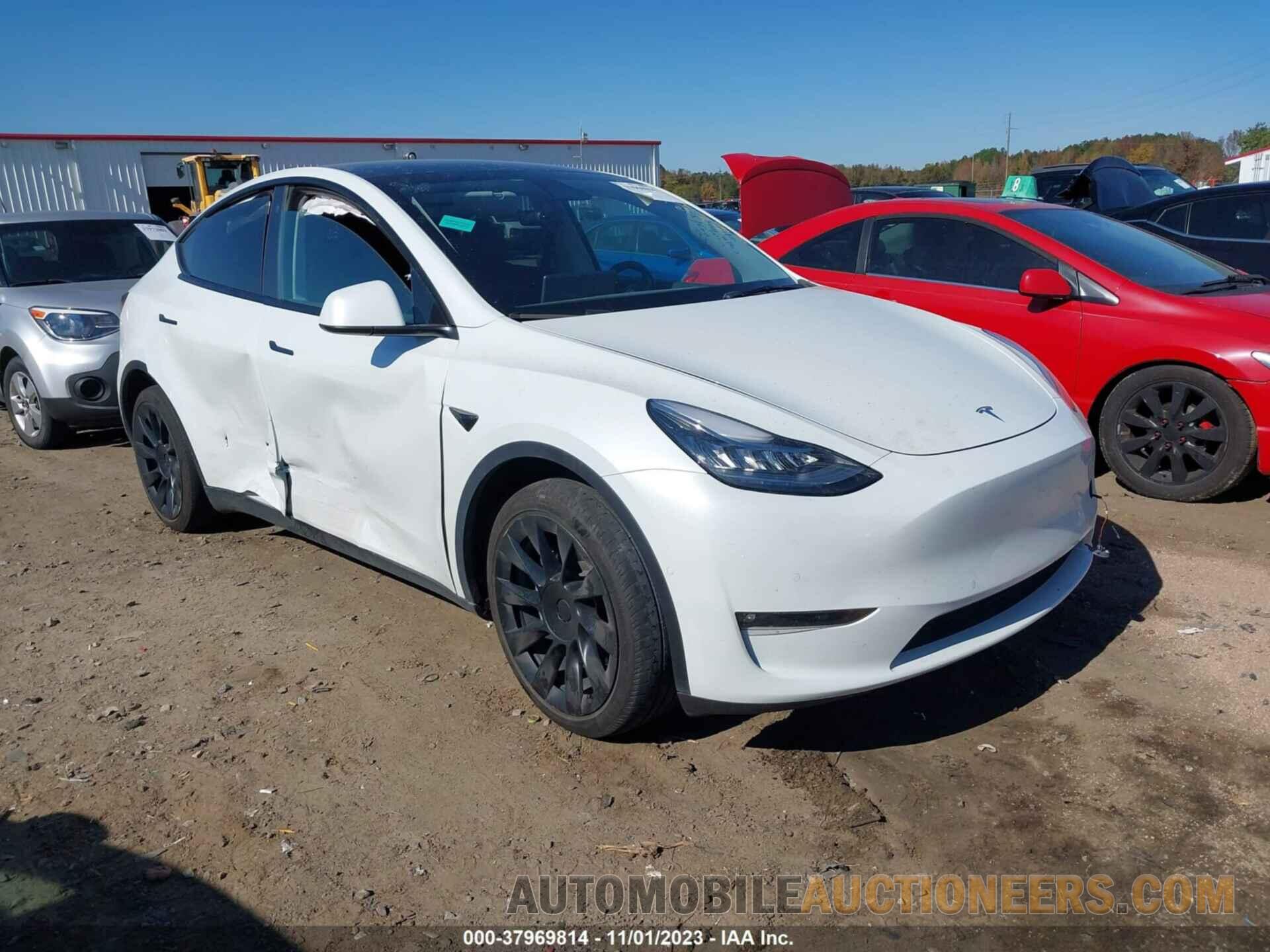 5YJYGAEE4MF208866 TESLA MODEL Y 2021