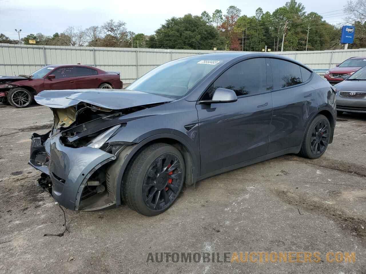 5YJYGAEE4MF236618 TESLA MODEL Y 2021