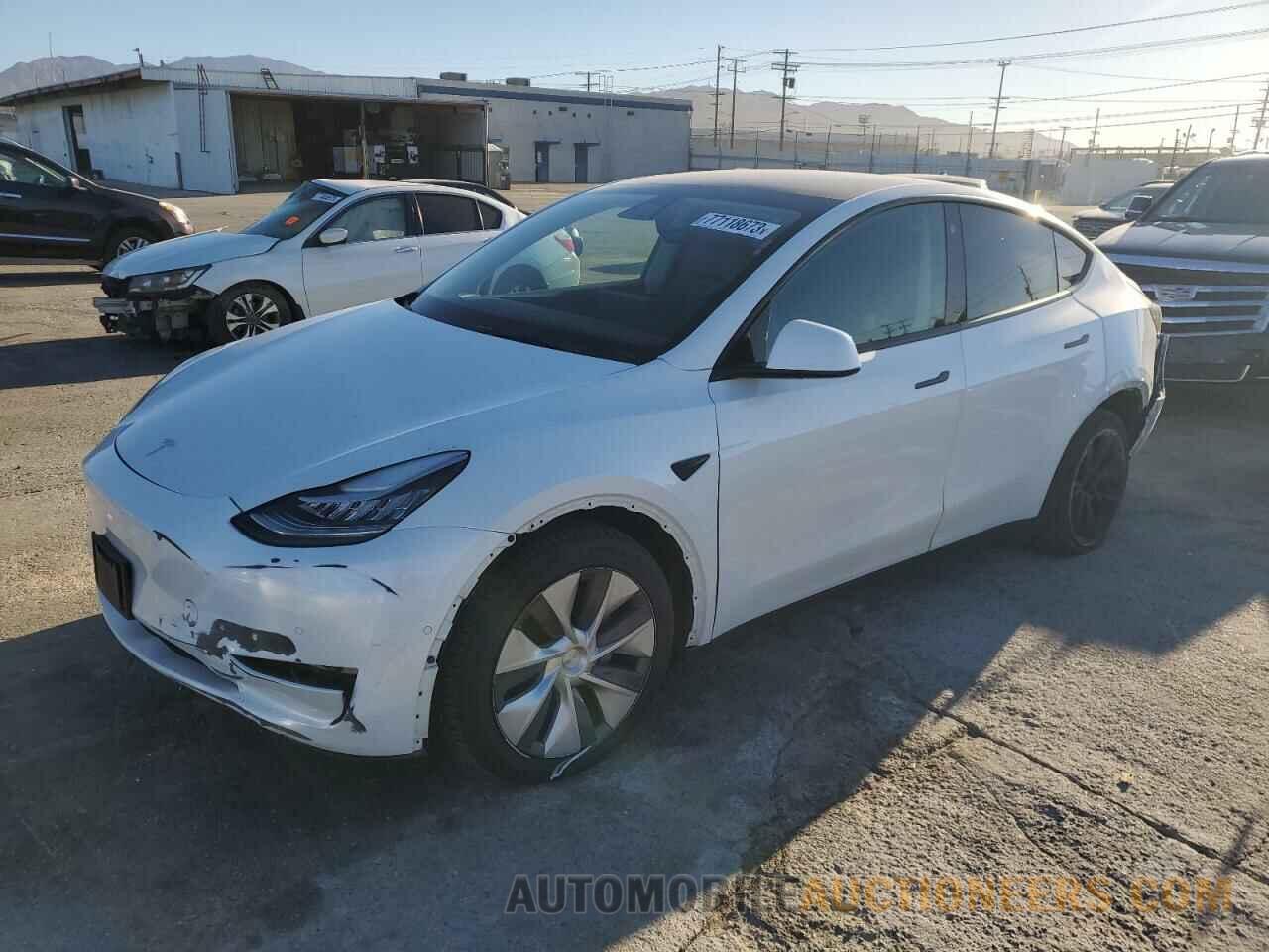 5YJYGAEE4MF265892 TESLA MODEL Y 2021