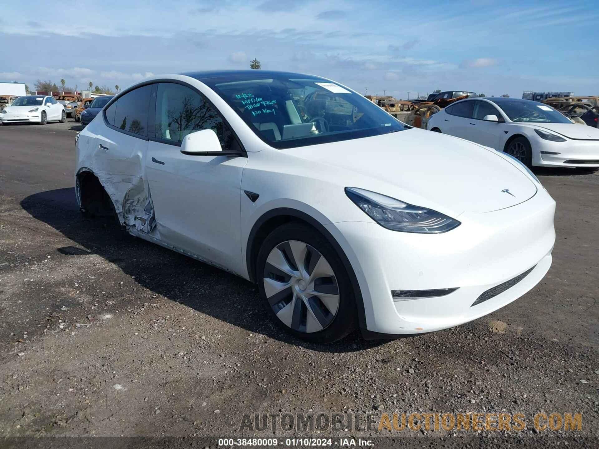 5YJYGAEE4MF301354 TESLA MODEL Y 2021