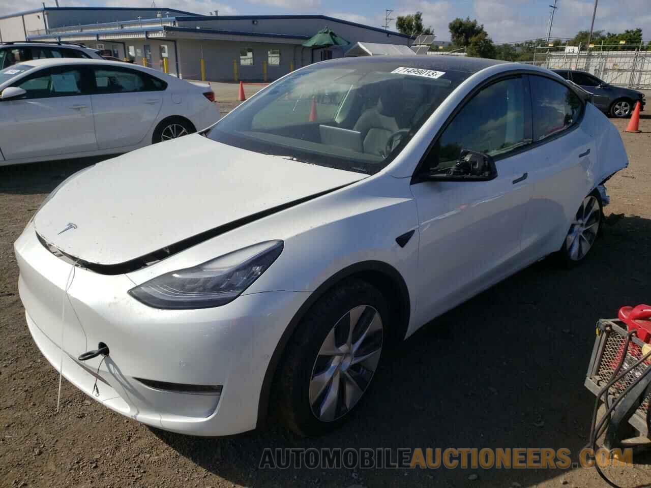 5YJYGAEE4MF304724 TESLA MODEL Y 2021