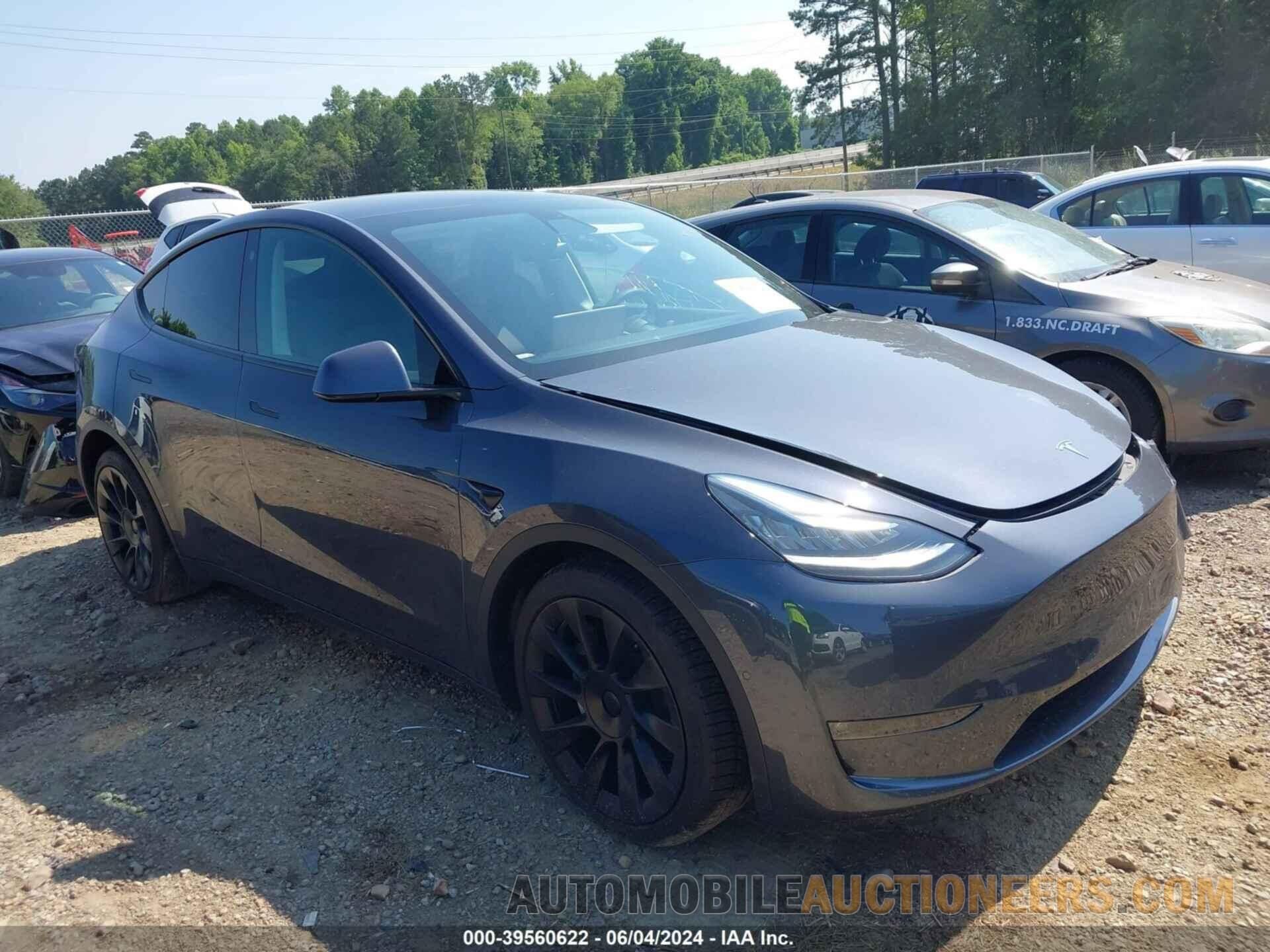 5YJYGAEE5MF136625 TESLA MODEL Y 2021