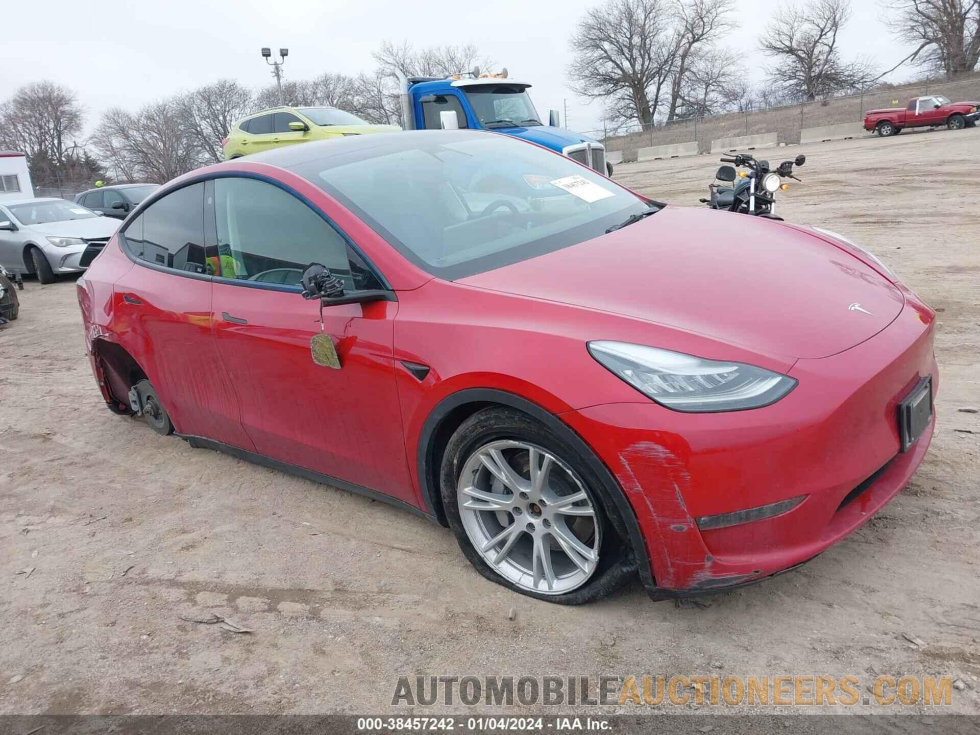 5YJYGAEE5MF179832 TESLA MODEL Y 2021