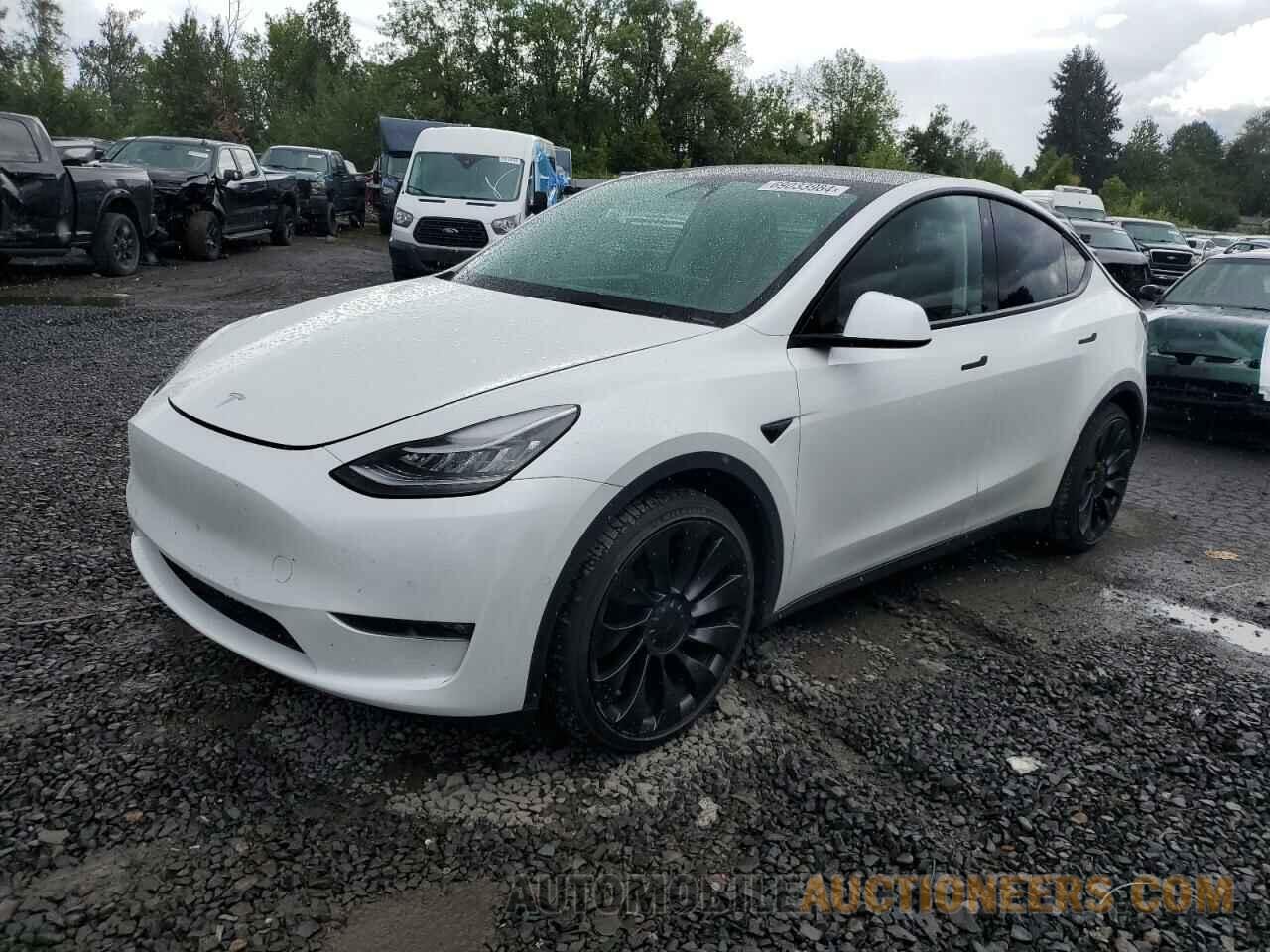 5YJYGAEE5MF196744 TESLA MODEL Y 2021