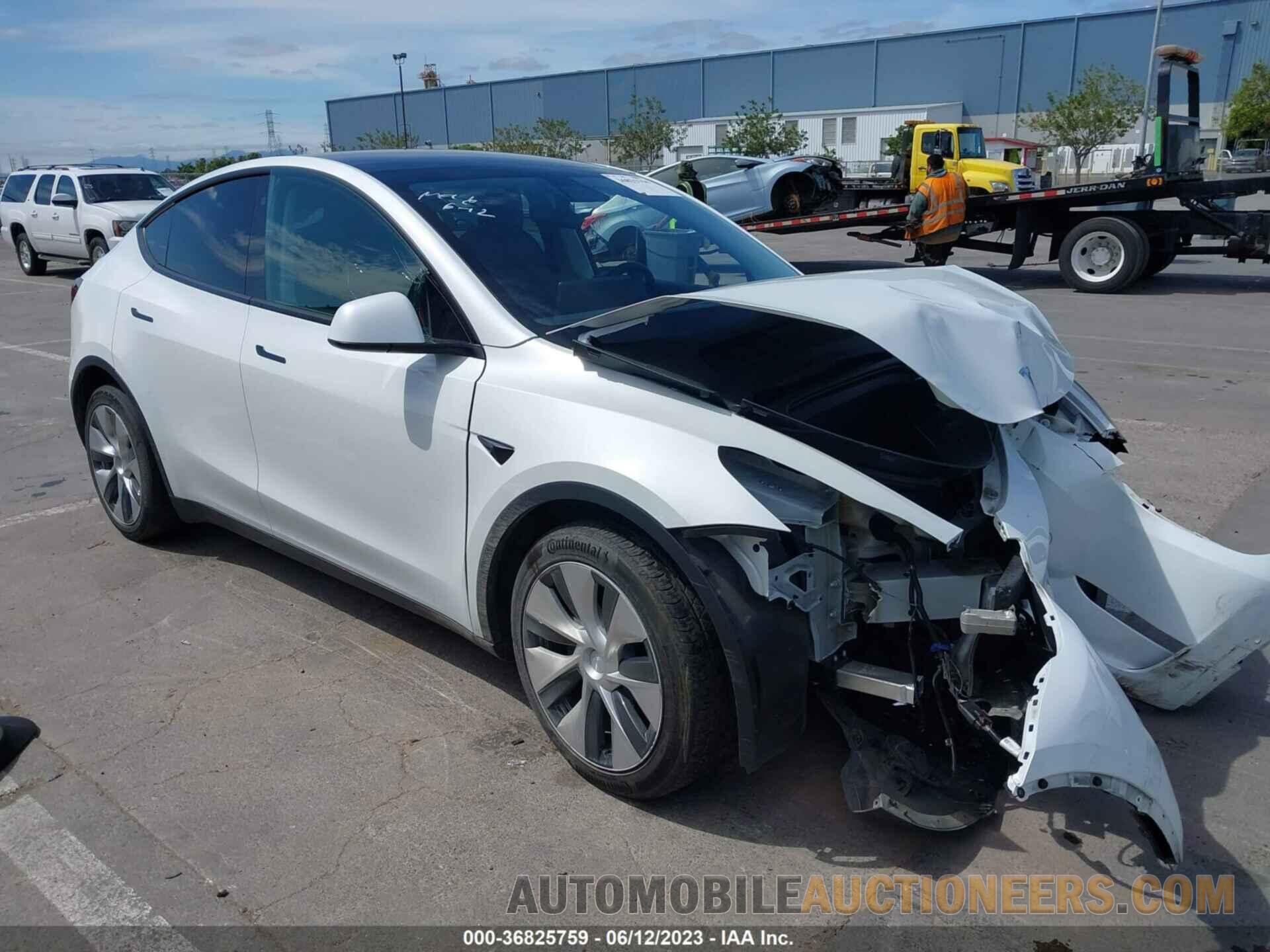 5YJYGAEE5MF207810 TESLA MODEL Y 2021