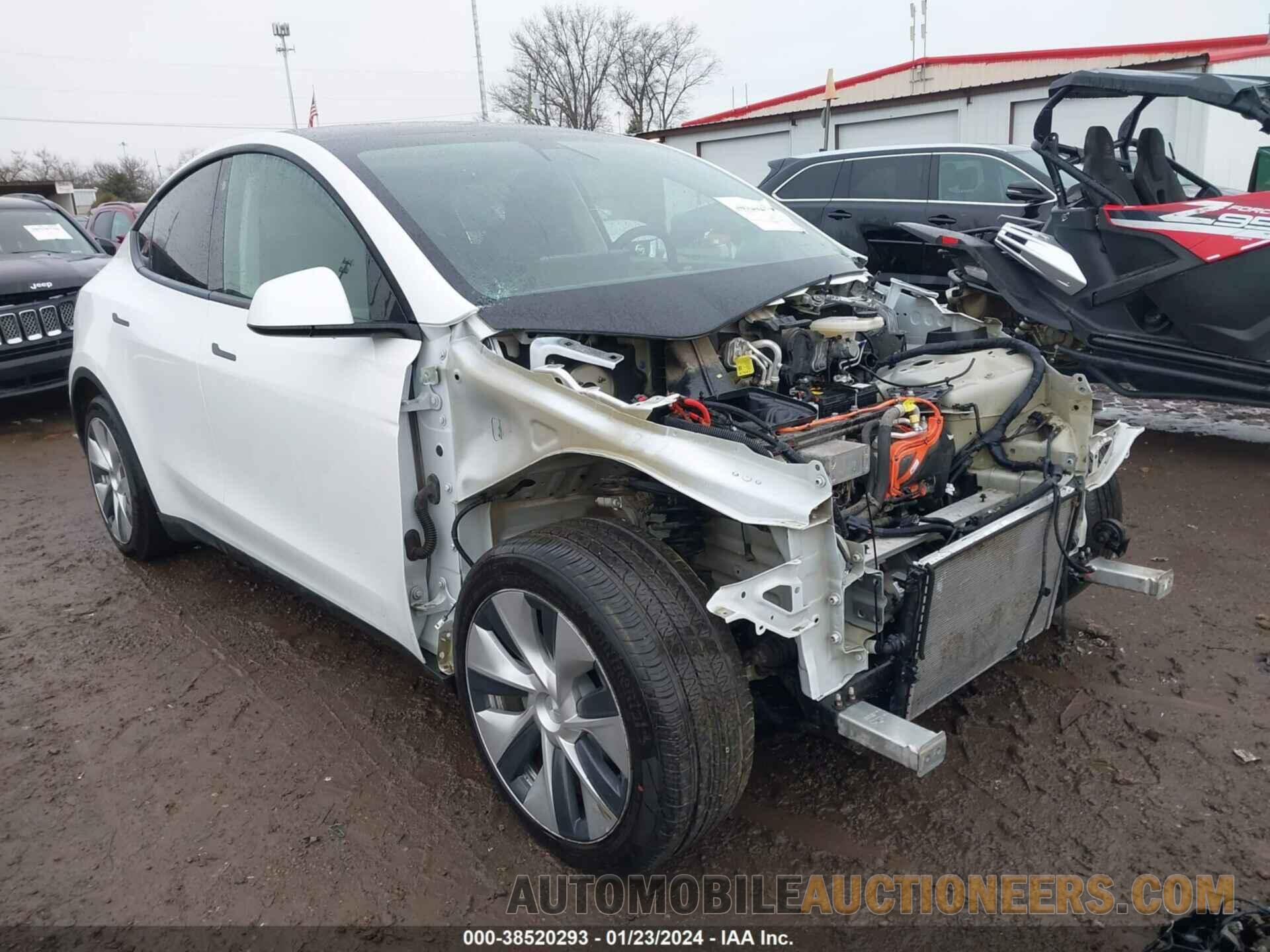 5YJYGAEE5MF232741 TESLA MODEL Y 2021