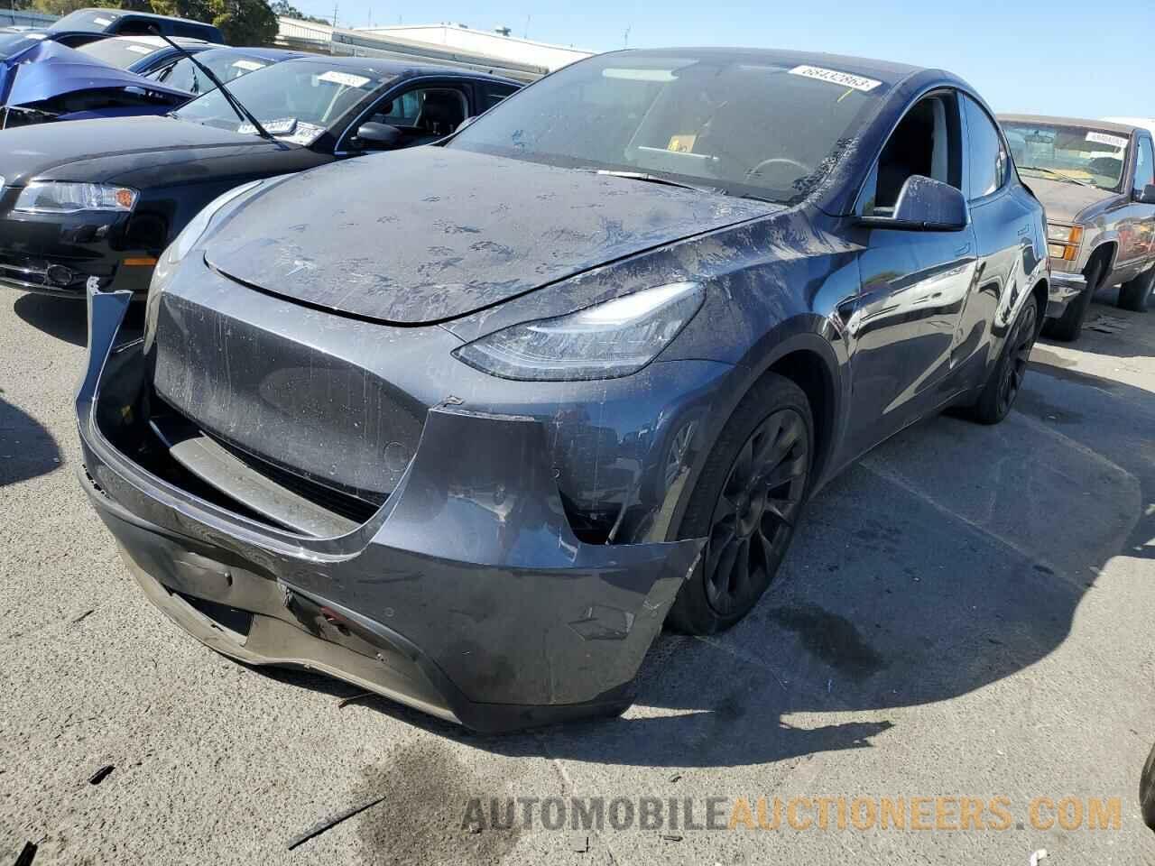 5YJYGAEE5MF265996 TESLA MODEL Y 2021