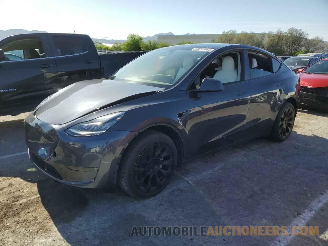 5YJYGAEE5MF274777 TESLA MODEL Y 2021