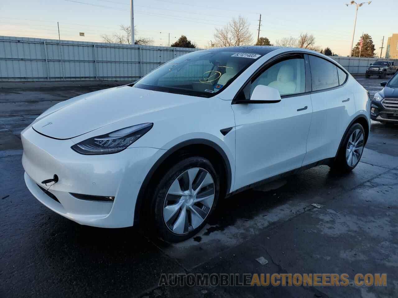 5YJYGAEE6MF269118 TESLA MODEL Y 2021