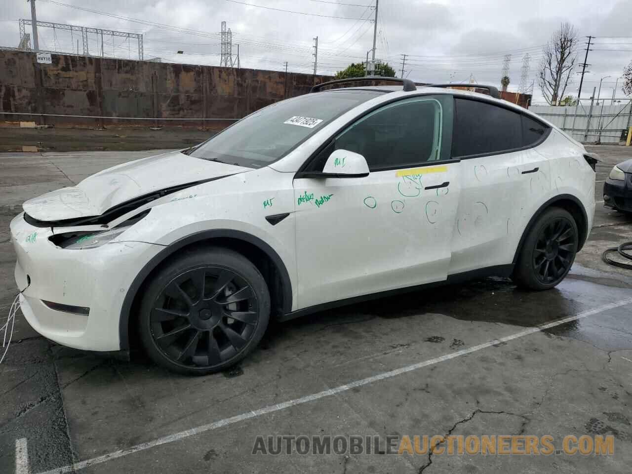 5YJYGAEE6MF271967 TESLA MODEL Y 2021