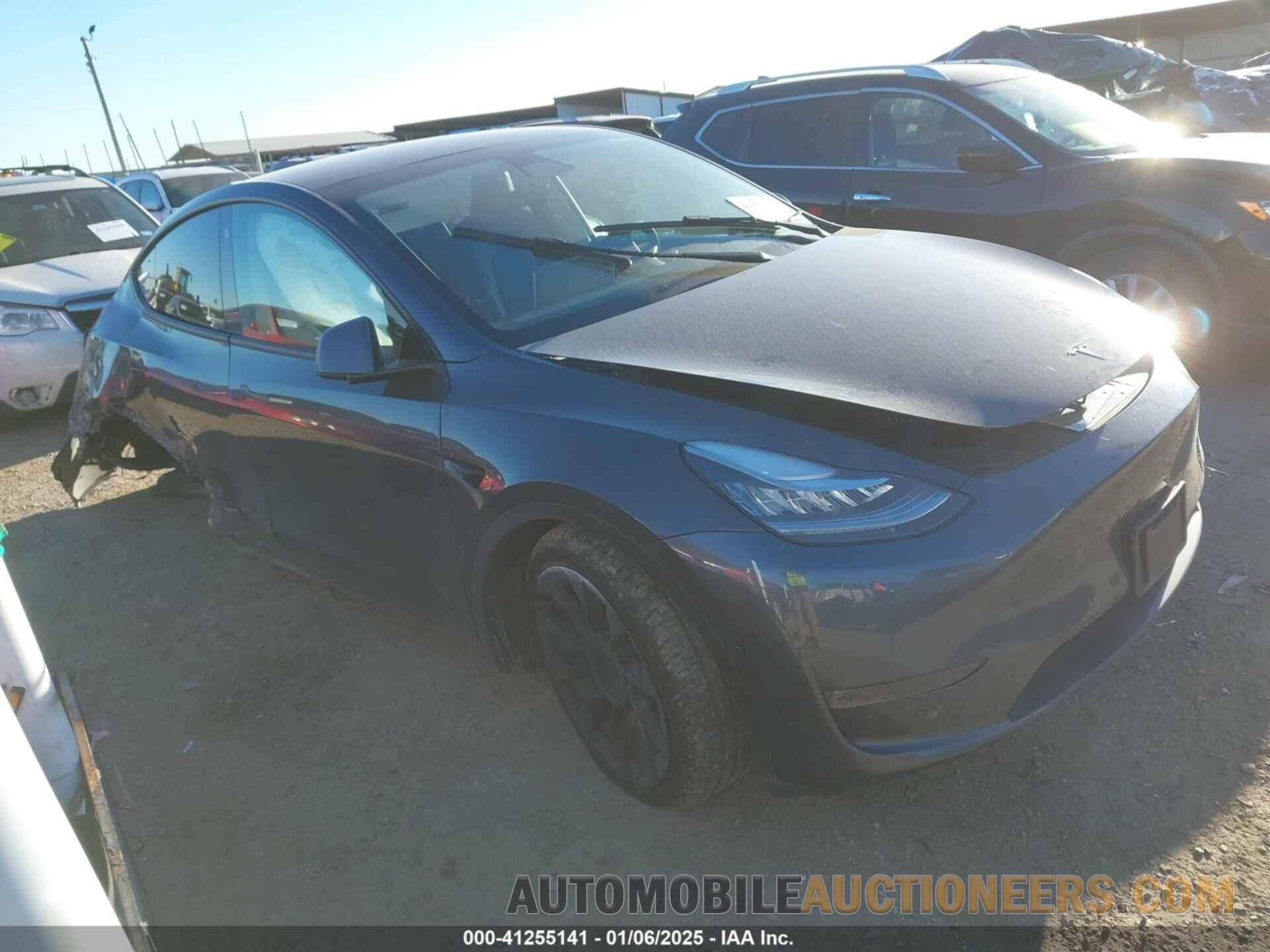 5YJYGAEE7MF186586 TESLA MODEL Y 2021