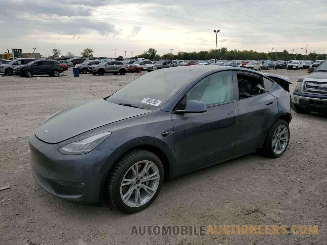 5YJYGAEE7MF249072 TESLA MODEL Y 2021