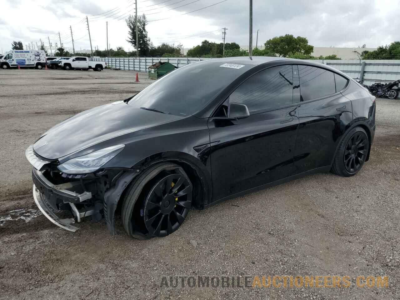 5YJYGAEE7MF249136 TESLA MODEL Y 2021