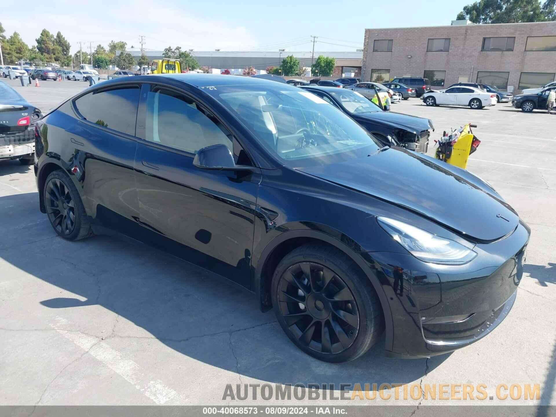 5YJYGAEE8MF159929 TESLA MODEL Y 2021