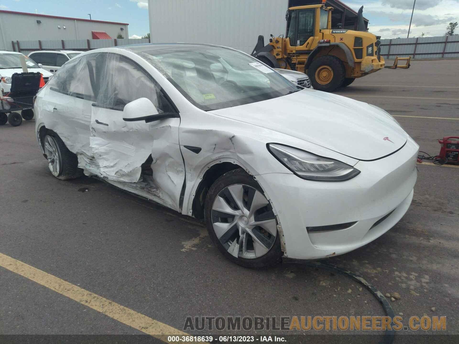 5YJYGAEE8MF186936 TESLA MODEL Y 2021