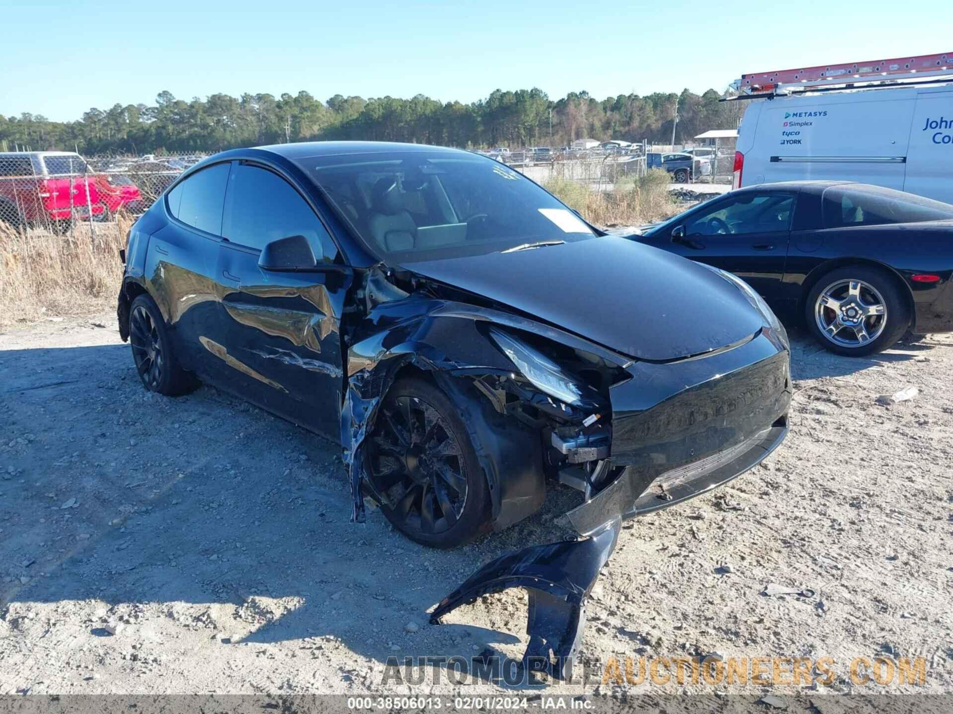 5YJYGAEE8MF251641 TESLA MODEL Y 2021